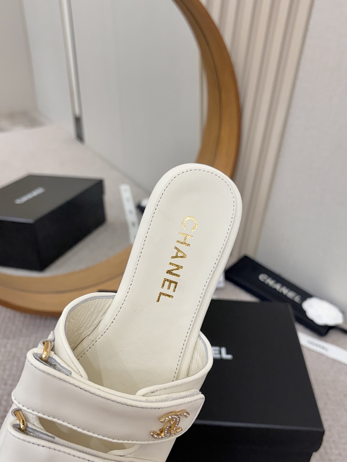 Women's high heels